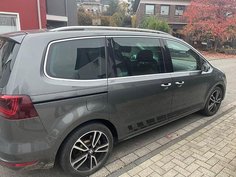 Gebraucht Seat Alhambra FR 150 PS (110 kW) 2016 Grau Van / Kleinbus