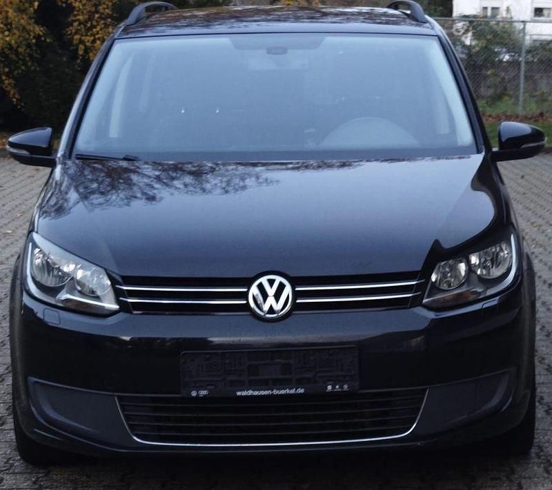 Gebraucht VW Touran 105 PS (77 kW) 2012 Schwarz Van / Kleinbus