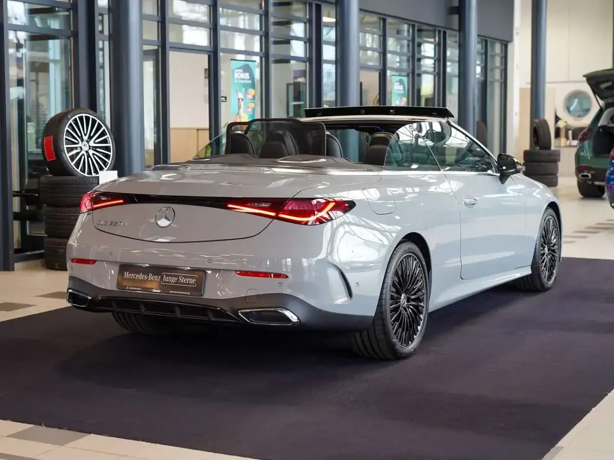 Gebraucht Mercedes CLE220 AMG line 197 PS (144 kW) 2026 Manufaktur alpingrau uni Cabrio