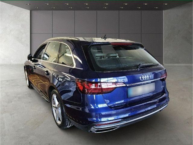 Gebraucht Audi A4 S-Line 204 PS (150 kW) 2023 Navarrablau metallic Kombi