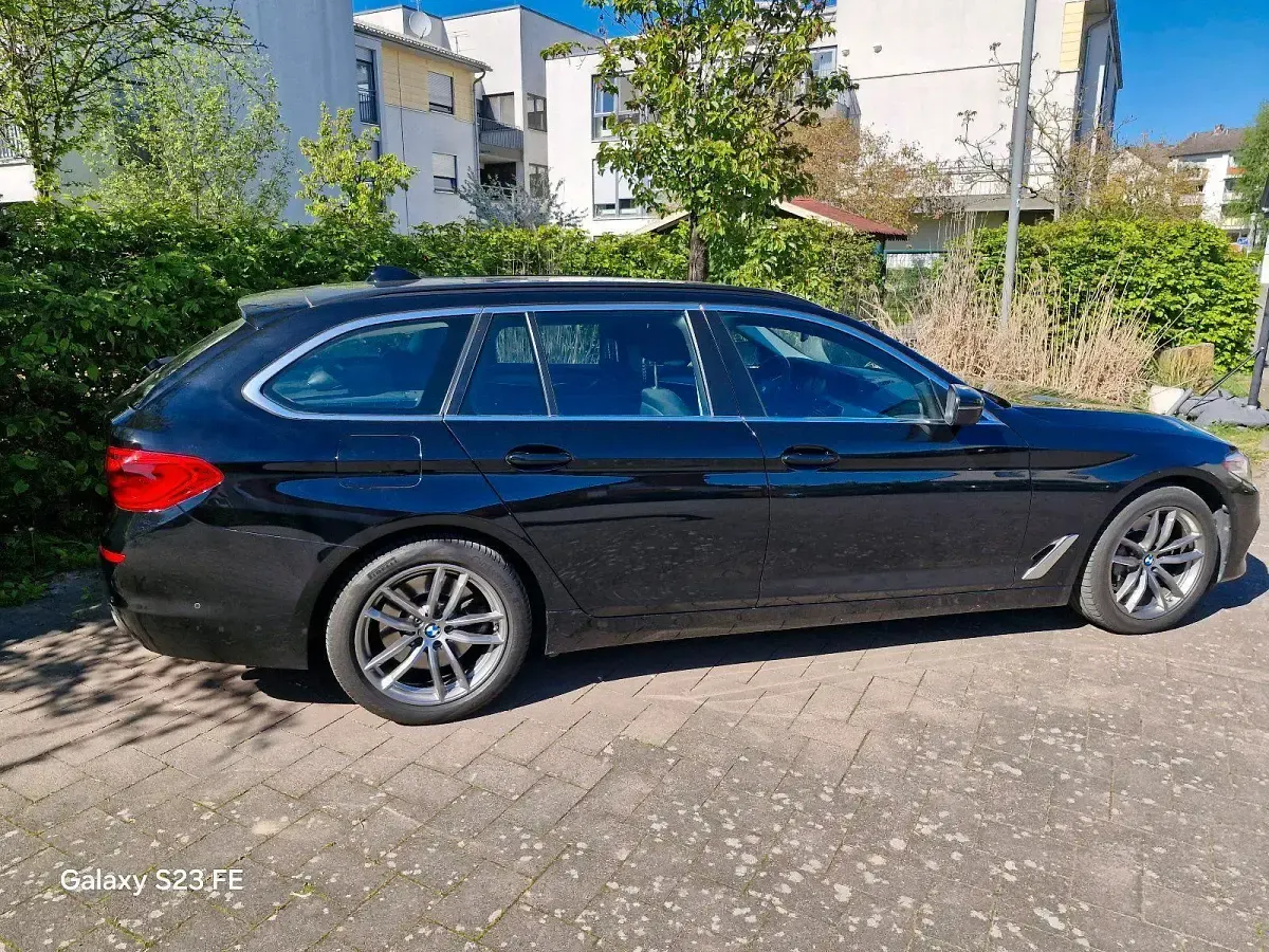 Gebraucht BMW 530 265 PS (194 kW) 2019 Schwarz Kombi