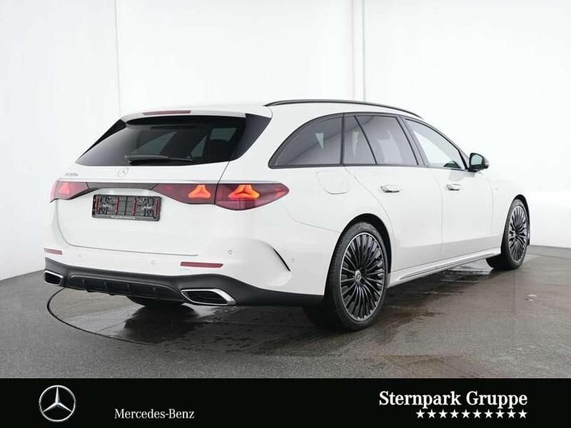 Second-hand Mercedes E300 AMG 313 CP (230 kW) 2025 Alb Break
