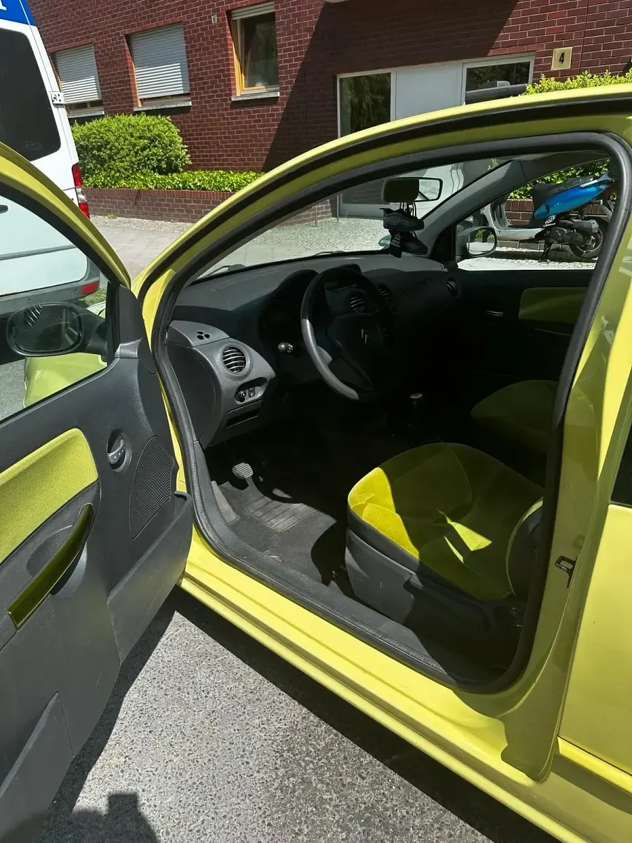 Gebraucht Citroën C2 54 PS (39 kW) 2004 Grün Kleinwagen