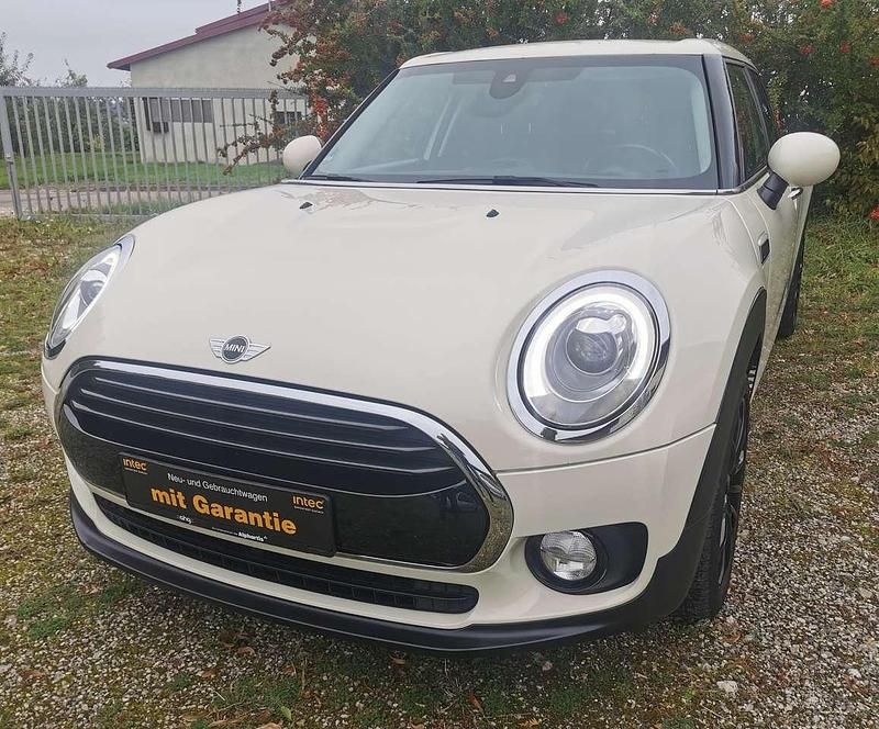 Weiß Gebraucht 2016 Mini Cooper Clubman Pepper Kombi | 12.200 € (Fairer Preis) - Bild 1/4
