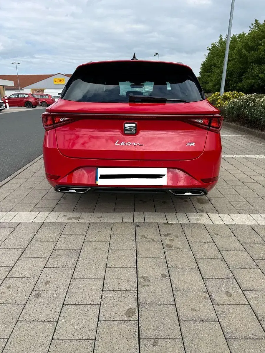 Gebraucht Seat Leon FR 150 PS (110 kW) 2023 Rot Kombi