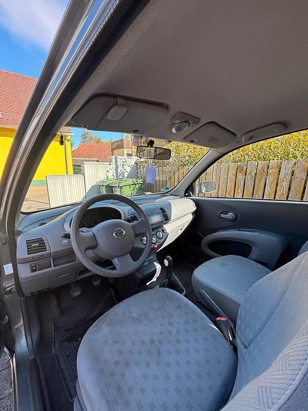 Gebraucht Nissan Micra 68 PS (50 kW) 2003 Grau Kleinwagen