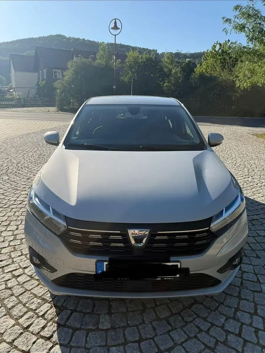 Gebraucht Dacia Sandero Comfort 67 PS (49 kW) 2022 Grau Limousine