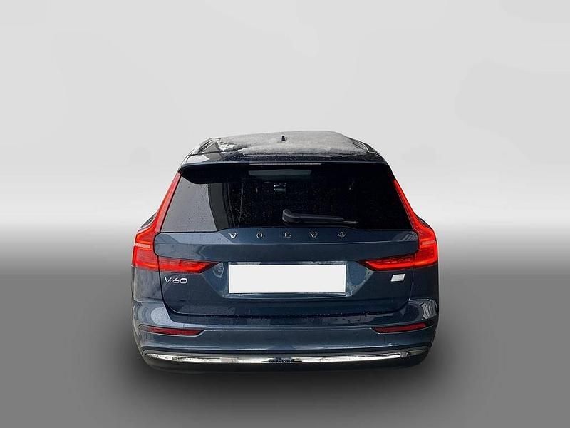 Gebraucht Volvo V60 Plus 455 PS (334 kW) 2022 Blau Kombi
