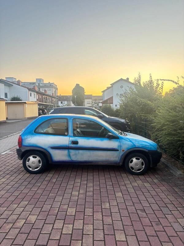 Andere außenfarben Gebraucht 1997 Opel Corsa Kleinwagen | 500 € (Superpreis) - Bild 1/4