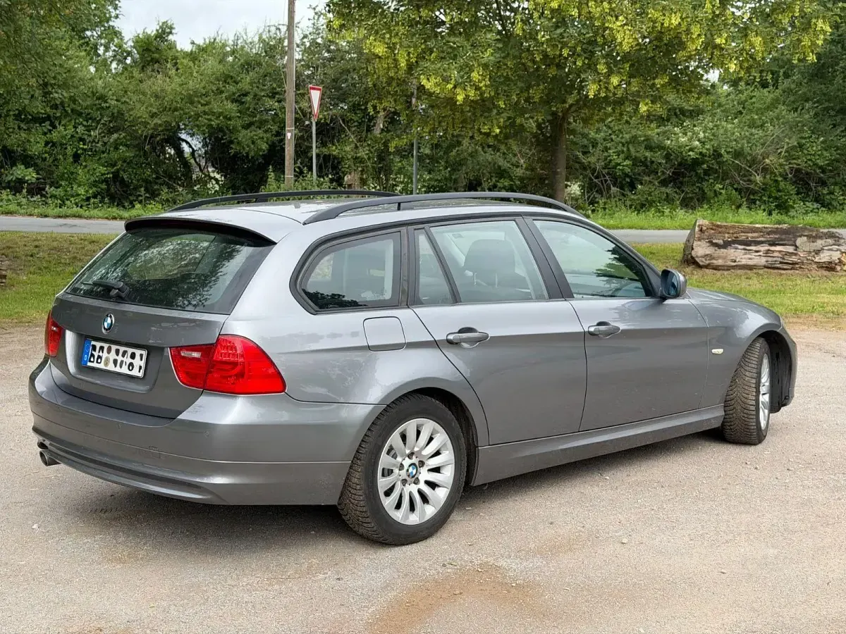 Gebraucht BMW 320 Performance 177 PS (130 kW) 2008 Grau Kombi