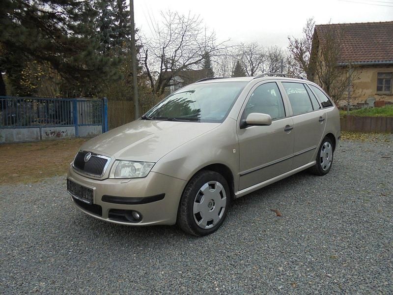Gold Gebraucht 2006 Skoda Fabia Kombi | 1.650 € (Guter Preis) - Bild 1/4