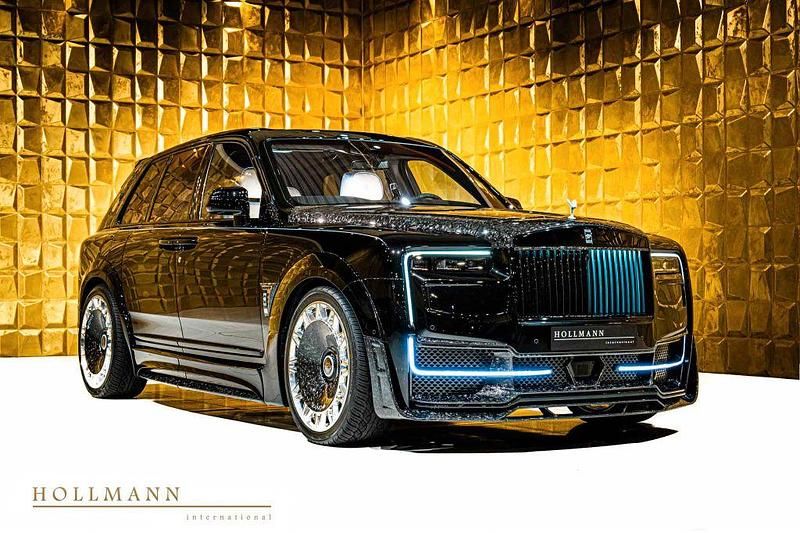 Neu Rolls Royce Cullinan 571 PS (419 kW) 2025 Black diamond SUV