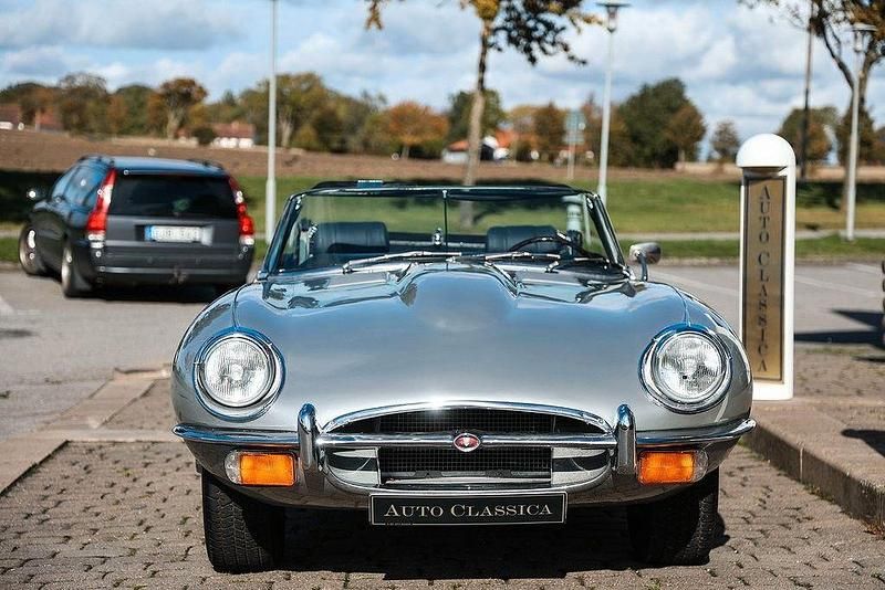 Gebraucht Jaguar E-Type 269 PS (197 kW) 1969 Silber Cabrio