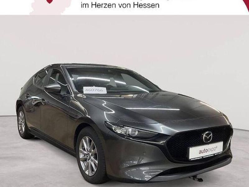 Matrixgrau metallic Gebraucht 2021 Mazda 3 Selection Limousine | 12.980 € - Bild 1/4