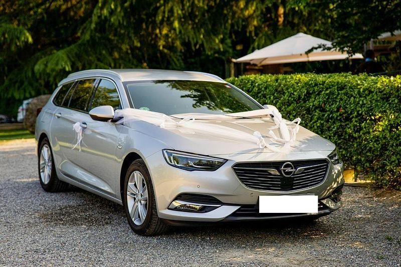 Gebraucht Opel Insignia Business 136 PS (100 kW) 2019 Silber Limousine