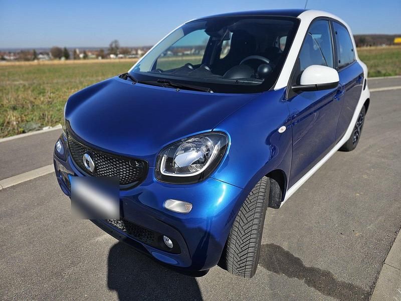 Gebraucht Smart ForFour 90 PS (66 kW) 2019 Blau Kleinwagen