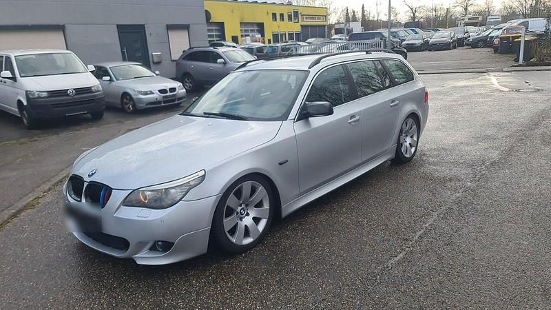 Second-hand BMW 525 Exclusive 218 CP (160 kW) 2009 Argintiu Break
