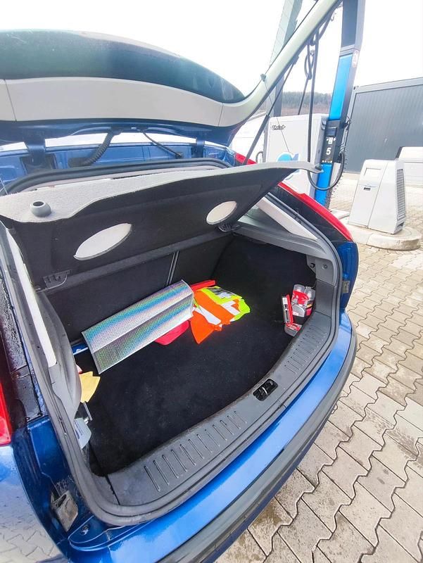 Gebraucht Ford Focus 105 PS (77 kW) 2007 Blau Kleinwagen