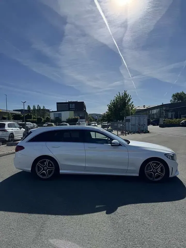 Gebraucht Mercedes C300 AMG line 245 PS (180 kW) 2020 Weiß Kombi
