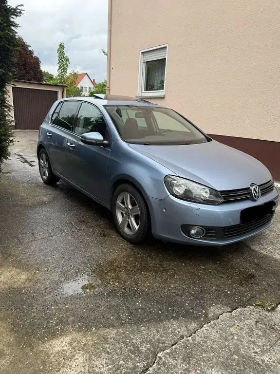 Second-hand VW Golf VI Team 160 CP (117 kW) 2010 Albastru Hatchback
