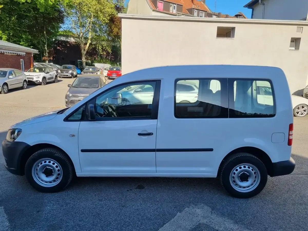 Usata VW Caddy 90 CV (66 kW) 2015 Bianco Monovolume