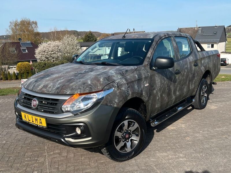 Grau Gebraucht 2017 Fiat Fullback Abholung | 9.990 € - Bild 1/4