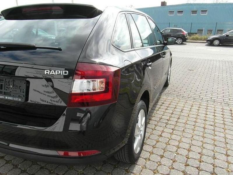 Gebraucht Skoda Rapid 110 PS (80 kW) 2018 Schwarz Kleinwagen