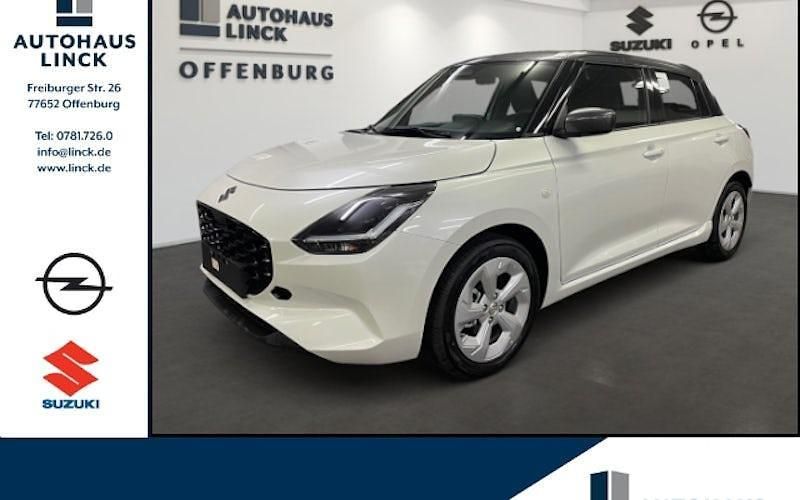 Weiss Neu 2025 Suzuki Swift Comfort Limousine | 19.288 € - Bild 1/4