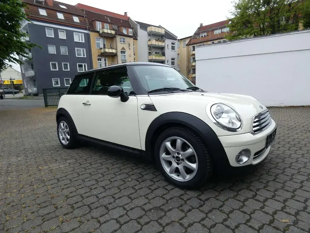 Używany Mini Cooper 120 KM (88 kW) 2008 Biały Hatchback