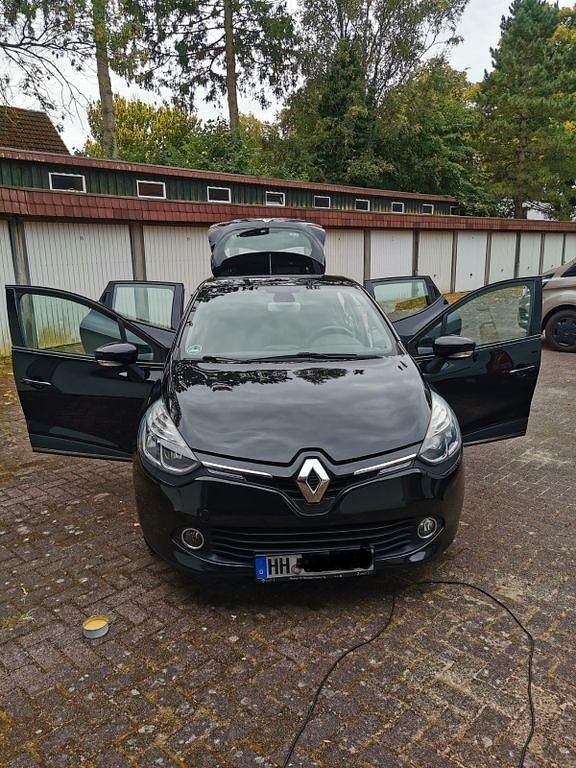 Schwarz Gebraucht 2016 Renault Clio IV Experience Limousine | 7.000 € (Guter Preis) - Bild 1/4