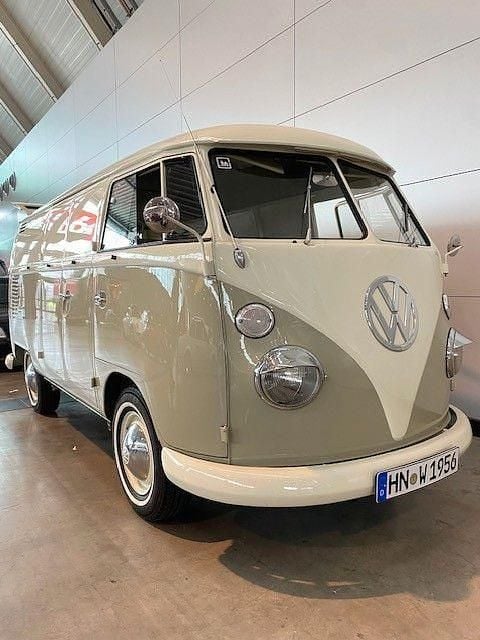 Grau Gebraucht 1964 VW T1 Van | 74.900 € - Bild 1/4