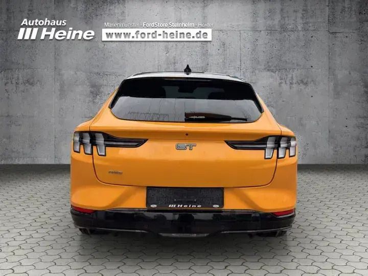 Gebraucht Ford Mustang Mach-E GT 358 kW (487 PS) 2022 Cyber orange metallic / dach i SUV