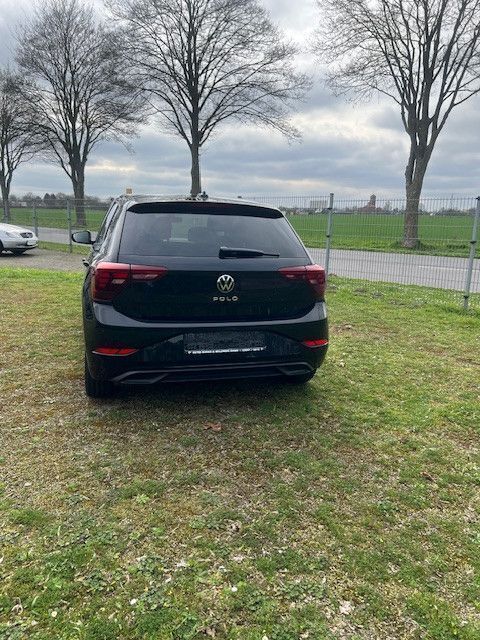 Neu VW Polo 80 PS (58 kW) 2025 Schwarz Limousine