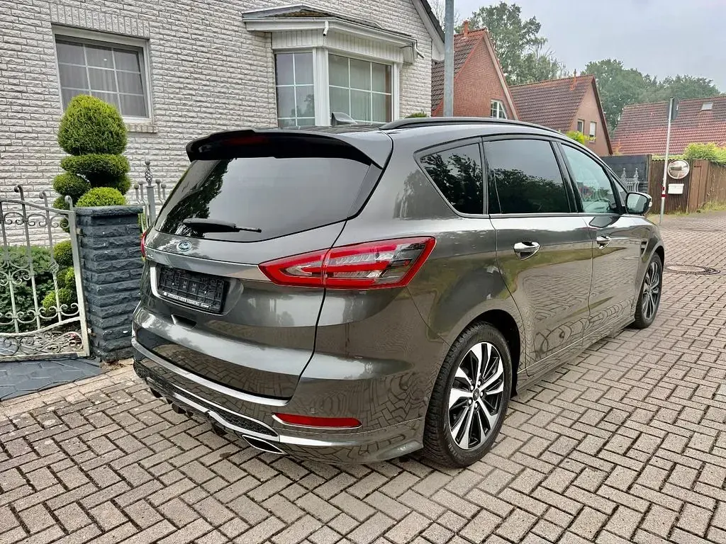 Gebraucht Ford S-MAX ST-Line 190 PS (139 kW) 2020 Braun Van / Kleinbus