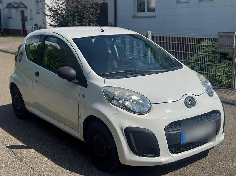 Weiß Gebraucht 2012 Citroën C1 Kleinwagen | 2.199 € (Fairer Preis) - Bild 1/4
