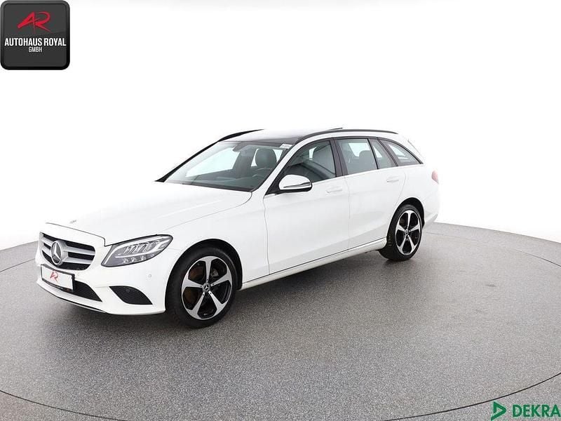 Weiß Gebraucht 2019 Mercedes C200 Limousine | 23.880 € (Guter Preis) - Bild 1/4