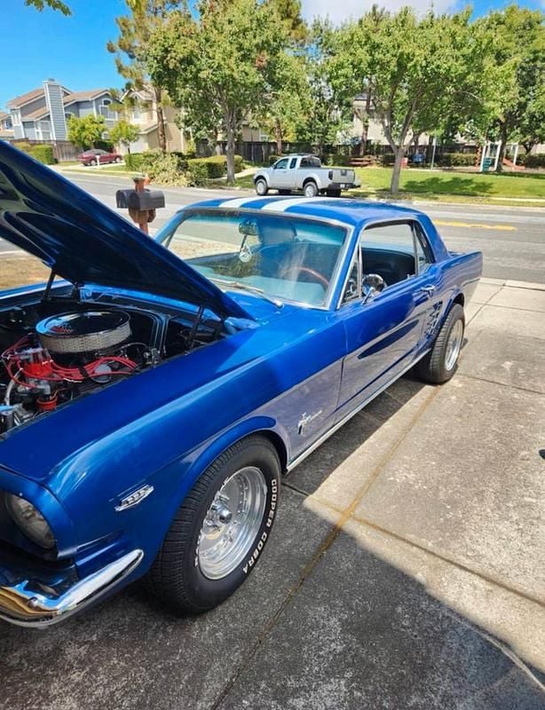 Gebraucht Ford V8 1966 Blau Coupé