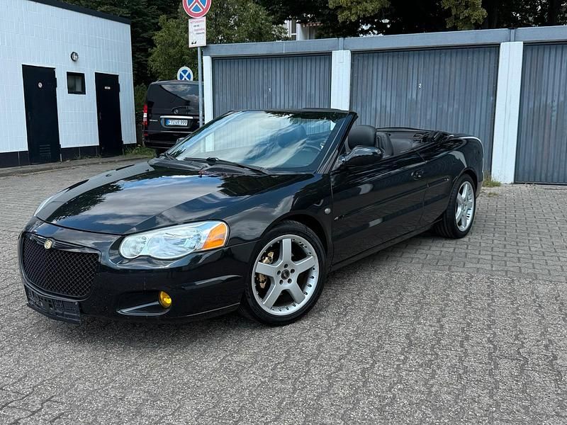 Schwarz Gebraucht 2004 Chrysler Sebring Cabriolet Cabrio | 3.490 € (Fairer Preis) - Bild 1/4