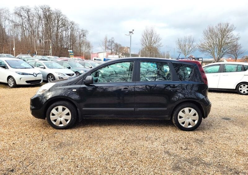 Gebraucht Nissan Note Visia 88 PS (64 kW) 2013 Black (m) Van / Kleinbus