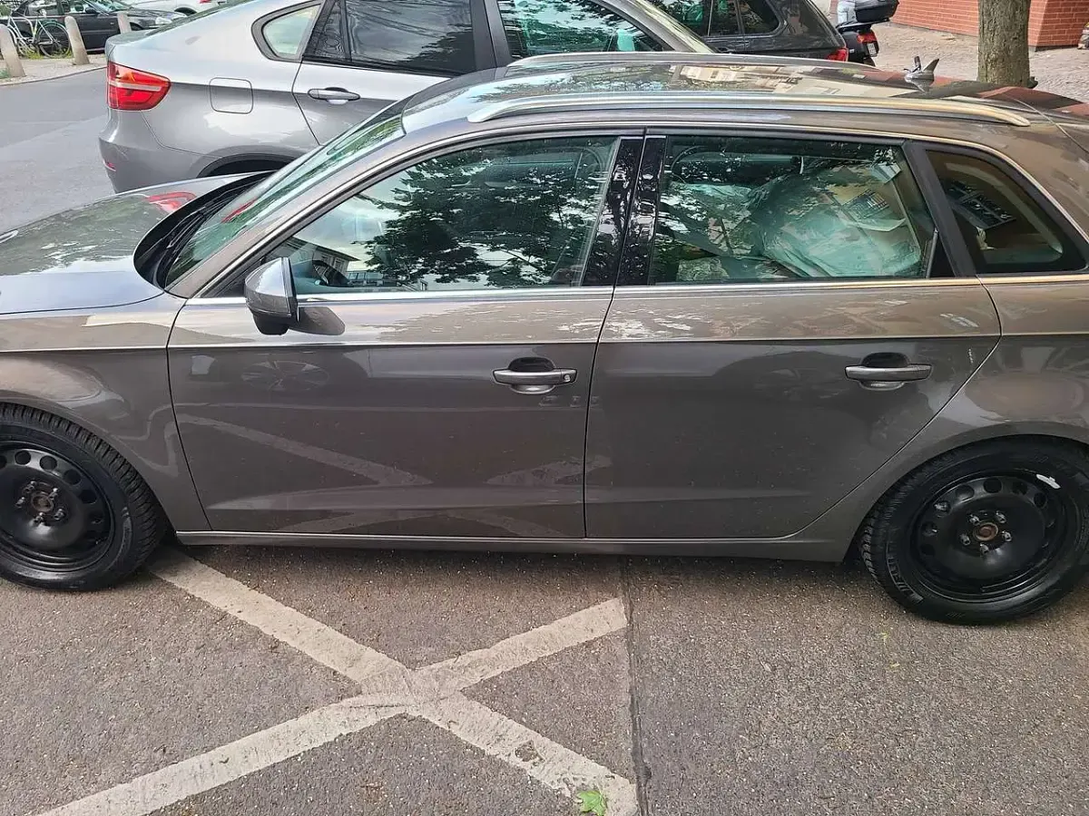 Gebraucht Audi A3 Ambiente 150 PS (110 kW) 2014 Grau Kombi