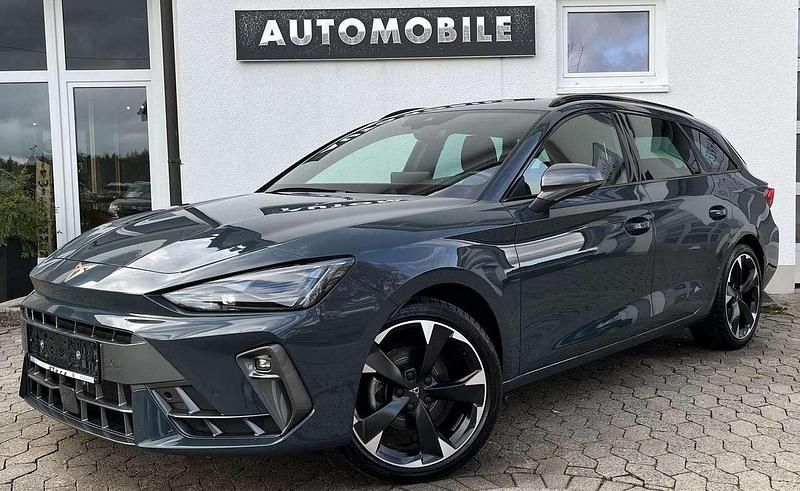 Gebraucht Cupra Leon 150 PS (110 kW) 2024 Blau Limousine
