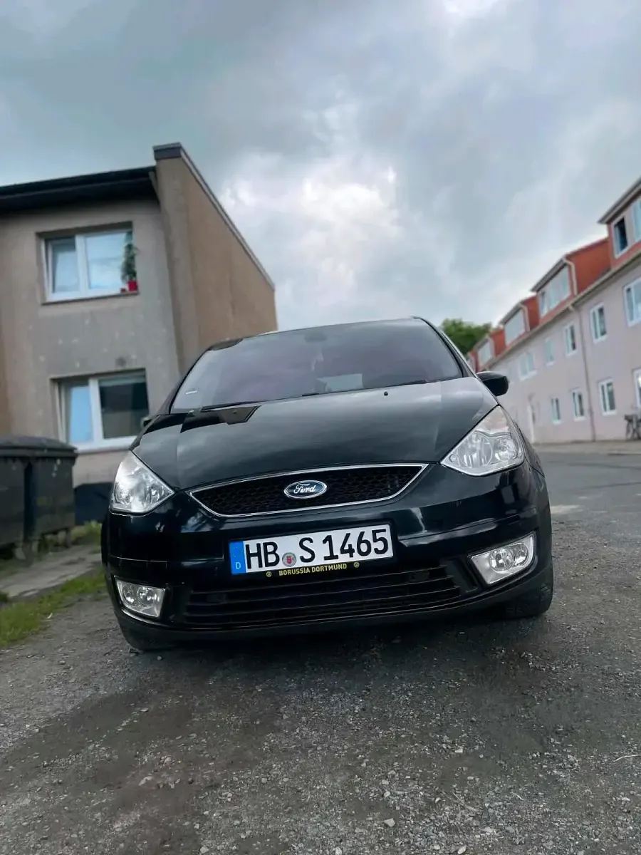 Gebraucht Ford Galaxy 140 PS (102 kW) 2009 Schwarz Van / Kleinbus