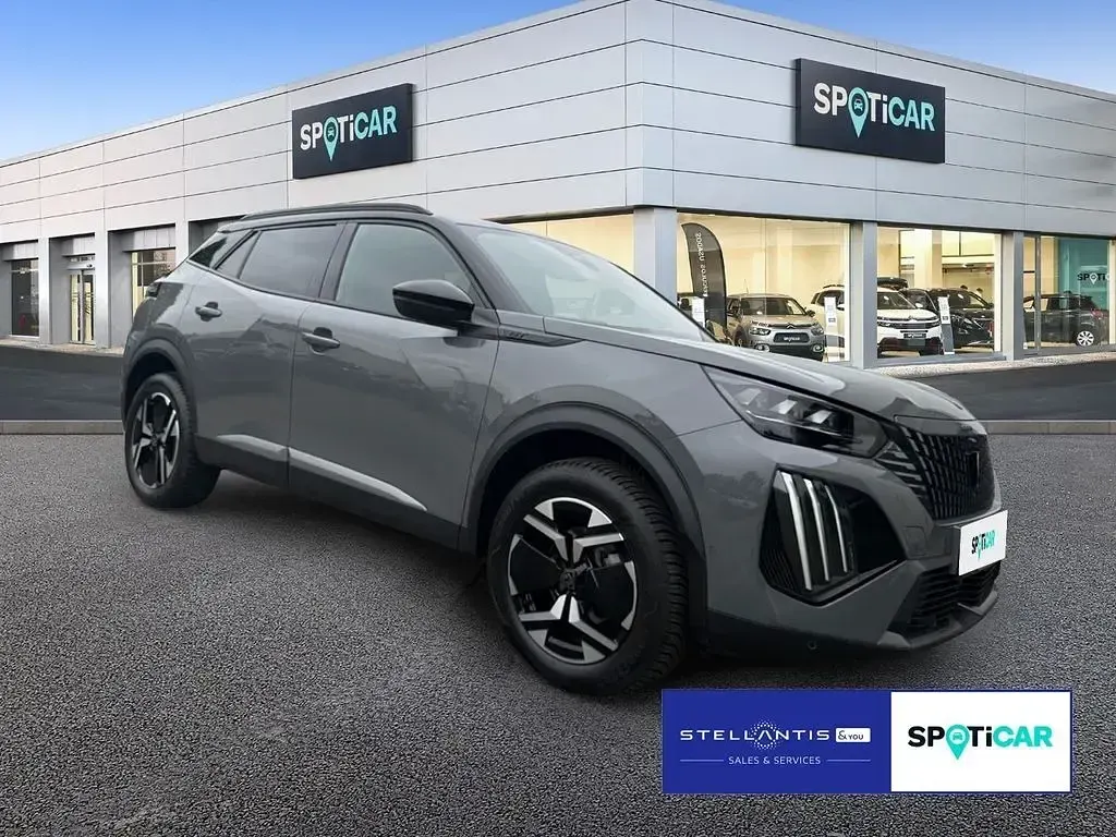 Gebraucht Peugeot 2008 GT 131 PS (96 kW) 2024 Grau SUV