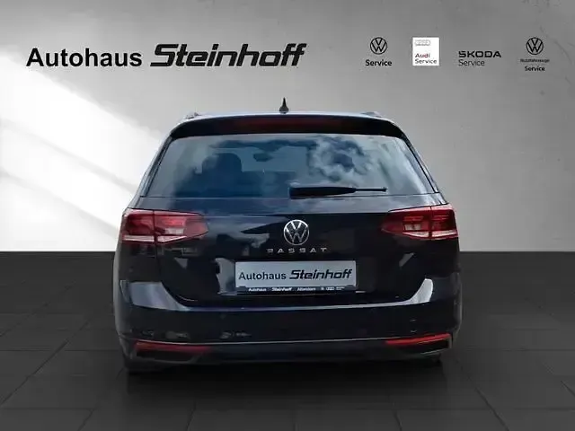 Gebraucht VW Passat R-line 200 PS (147 kW) 2020 Andere Kombi