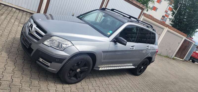 Grau Gebraucht 2011 Mercedes GLK250 SUV | 7.900 € (Fairer Preis) - Bild 1/4