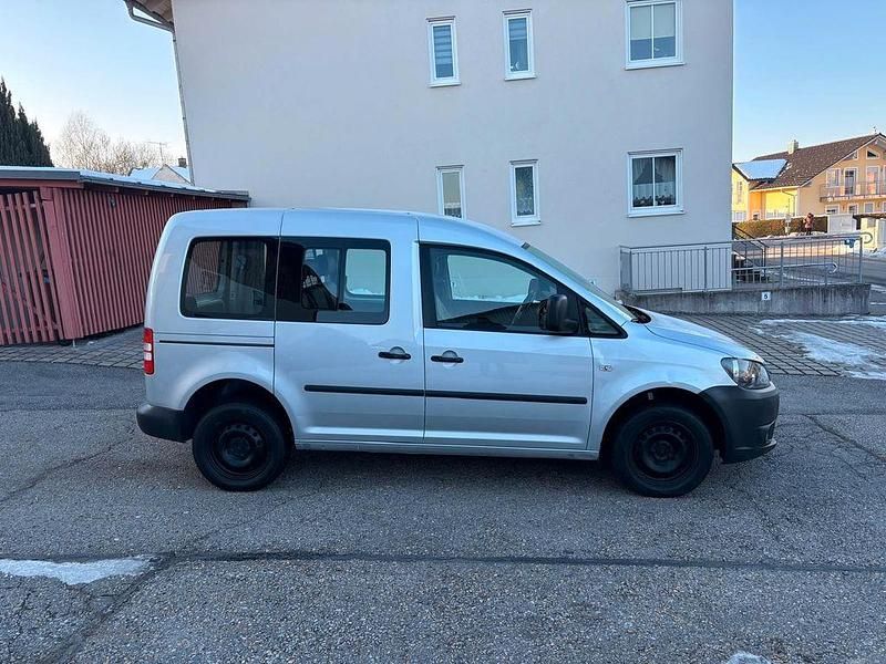 Gebraucht VW Caddy 110 PS (80 kW) 2013 Silber Van / Kleinbus