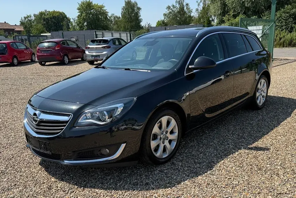 Gebraucht Opel Insignia Innovation 136 PS (100 kW) 2016 Schwarz Kombi