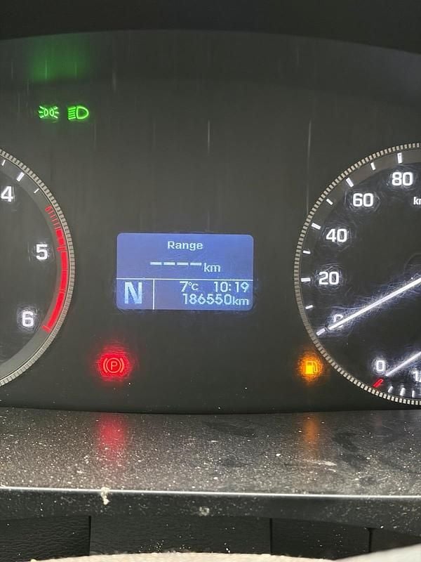 Gebraucht Hyundai H 350 150 PS (110 kW) 2016 Weiß Van