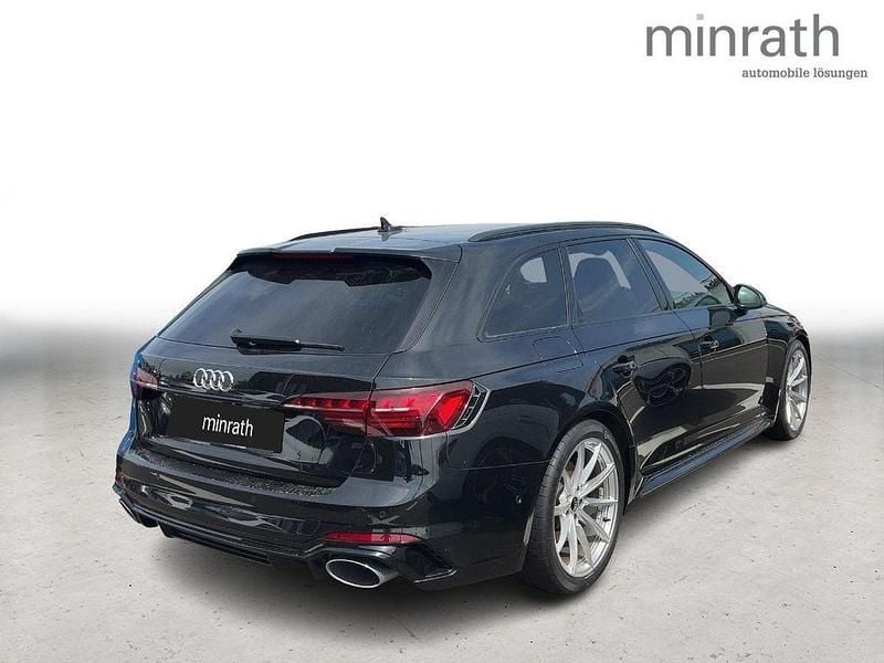 Gebraucht Audi RS4 Ambiente 450 PS (330 kW) 2024 Schwarz Kombi