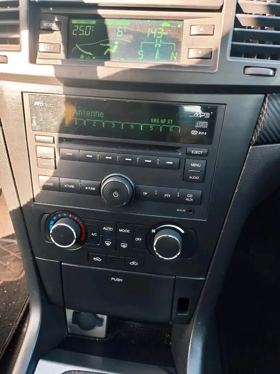Gebraucht Chevrolet Epica 150 PS (110 kW) 2009 Gold Limousine
